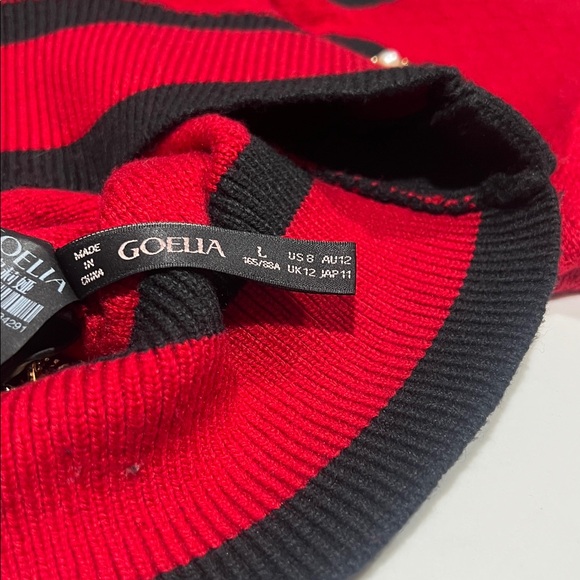 Goelia Red and Black Cardigan with Gold Buttons, gorgeous.NWOT. Has Chanel vibe. - Picture 6 of 7